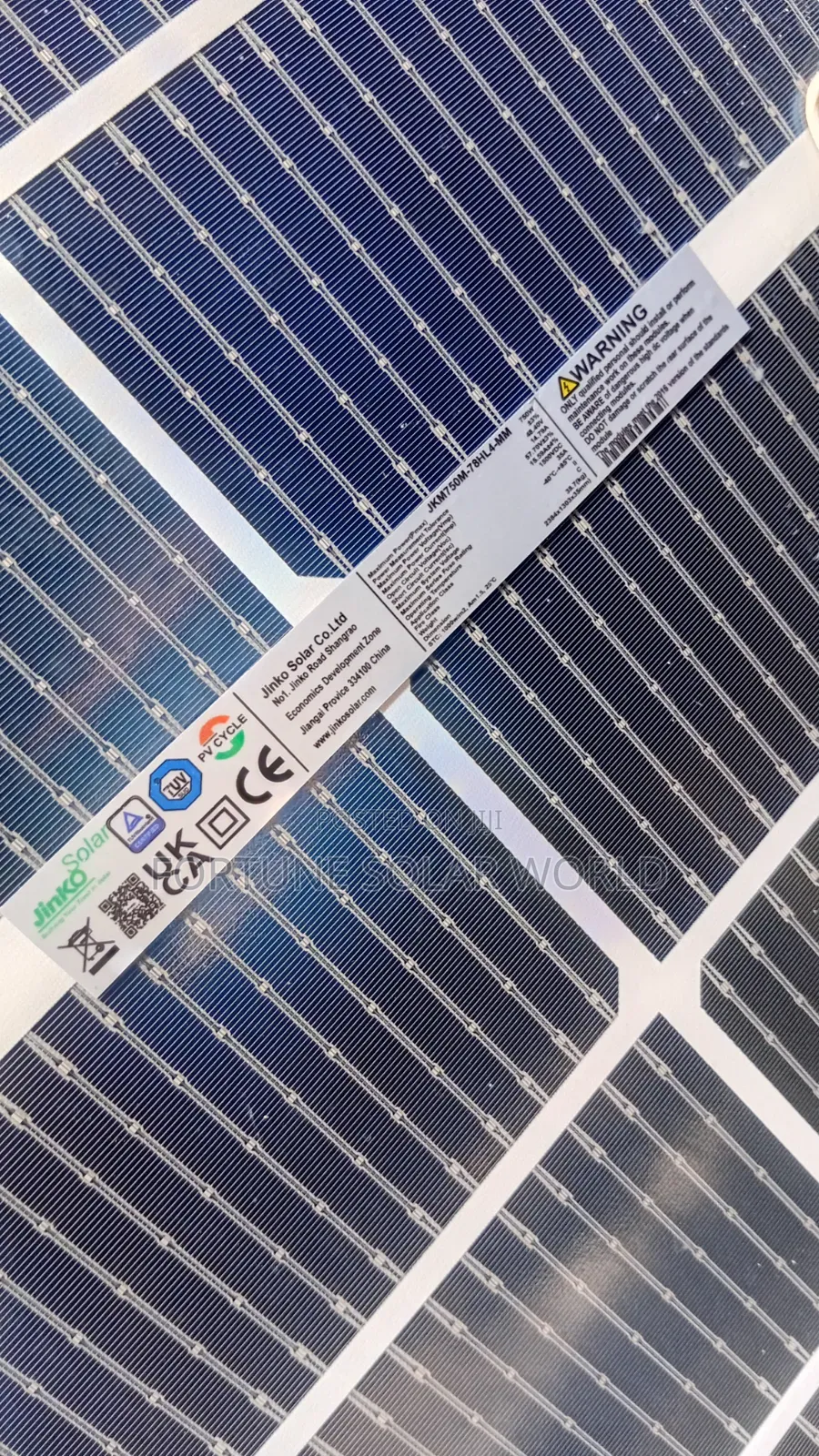 750watts Jinko Mono Solar Panel