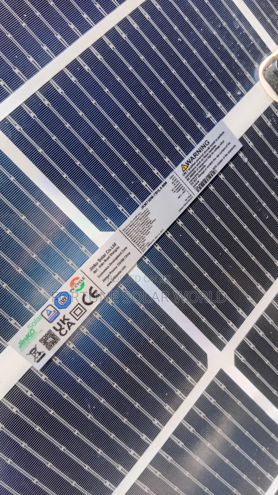 750watts Jinko Mono Solar Panel