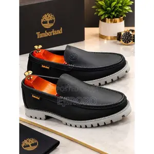 Timberland Men’s Rugged Leather Loafers