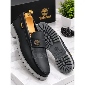 Timberland Men’s Rugged Leather Loafers