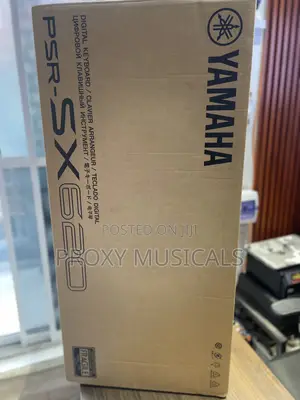 PSR-SX620 Professional 61-Keys Yamaha Keyboard