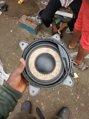 Direct Follow Come Booth Woofer for Lexus Es350 2008 to 012.