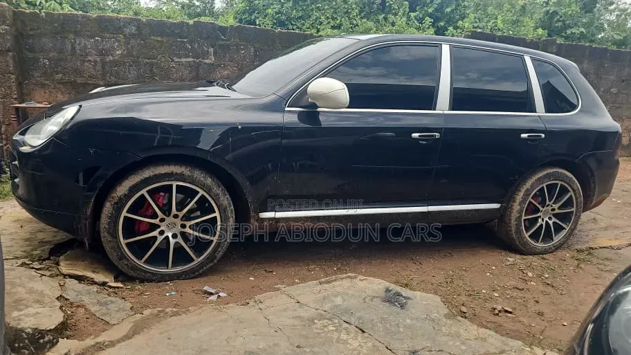 Porsche Cayenne 2008 Black