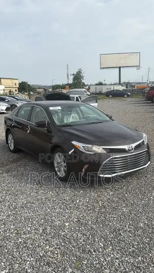 Toyota Avalon XLE Premium 4dr Sedan (3.5L 6cyl 6A) 2014 Burgundy