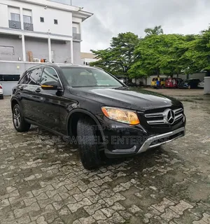 Mercedes-Benz GLC-Class 2016 Black