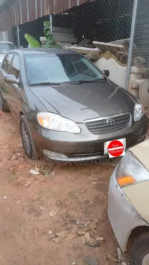 Toyota Corolla 2005 Gray
