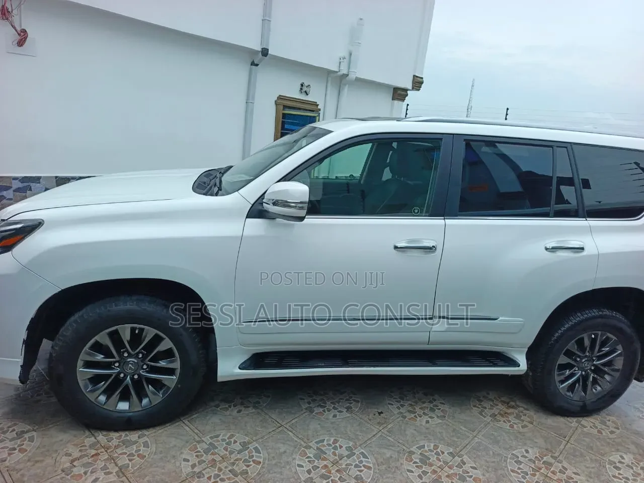 Lexus GX 460 Base 2019 White