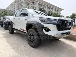 New Toyota Hilux 2026 White
