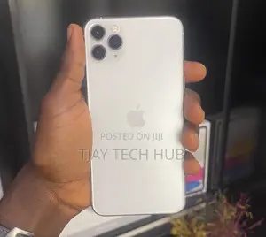 Apple iPhone 11 Pro Max 64 GB White