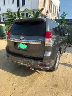 Toyota Land Cruiser Prado 4.0 Petrol TX 2013 Gray