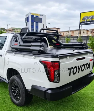 4×4 Aluminum Maunal Retractable Roller Boot Cover & Spoiler Hilux 2027