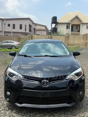 Toyota Corolla LE 4dr Sedan (1.8L 4cyl CVT) 2015 Black
