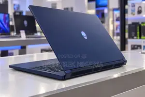 New Laptop Dell Alienware Aurora 16 32GB Intel Core Ultra 9 SSD 2T