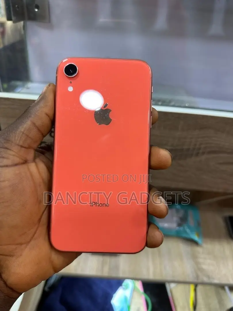 Apple iPhone XR 64 GB Pink
