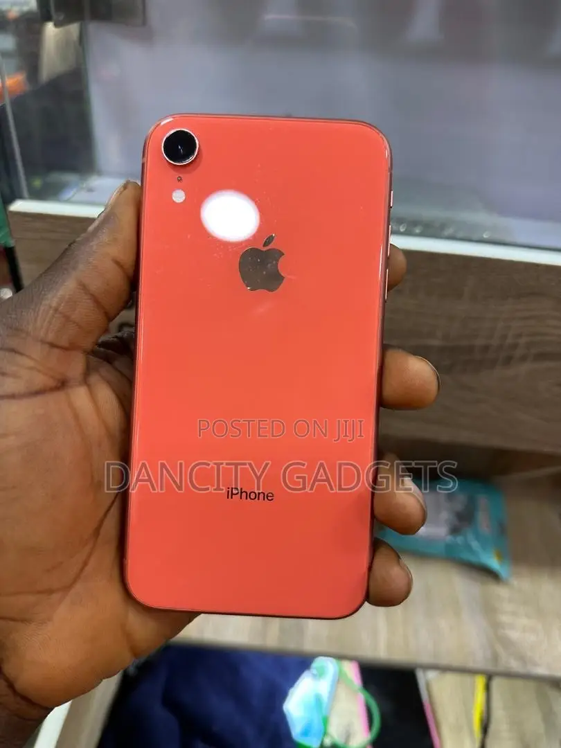Apple iPhone XR 64 GB Pink