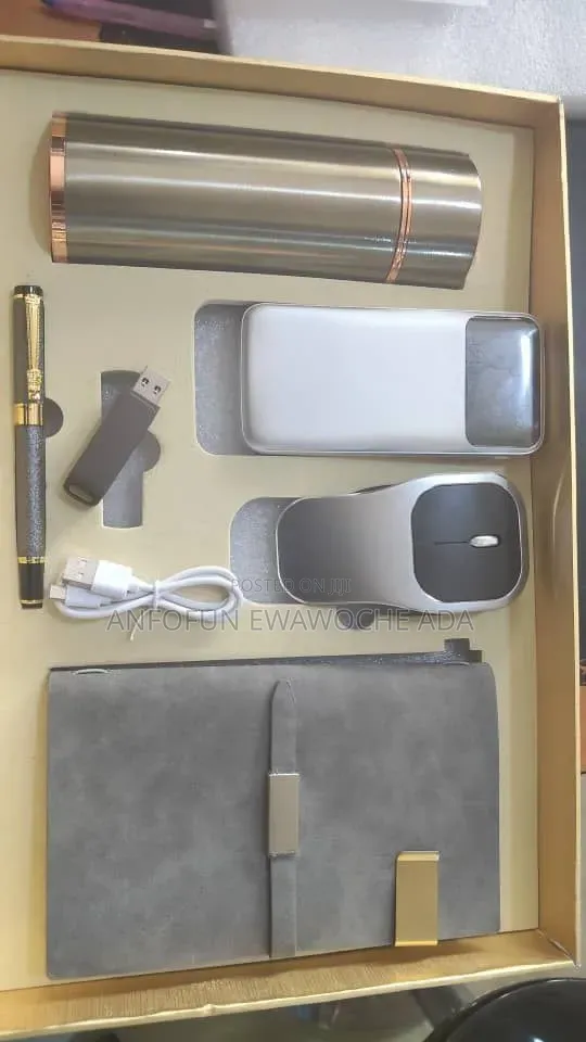 Premium 6-in-1 Gift Set