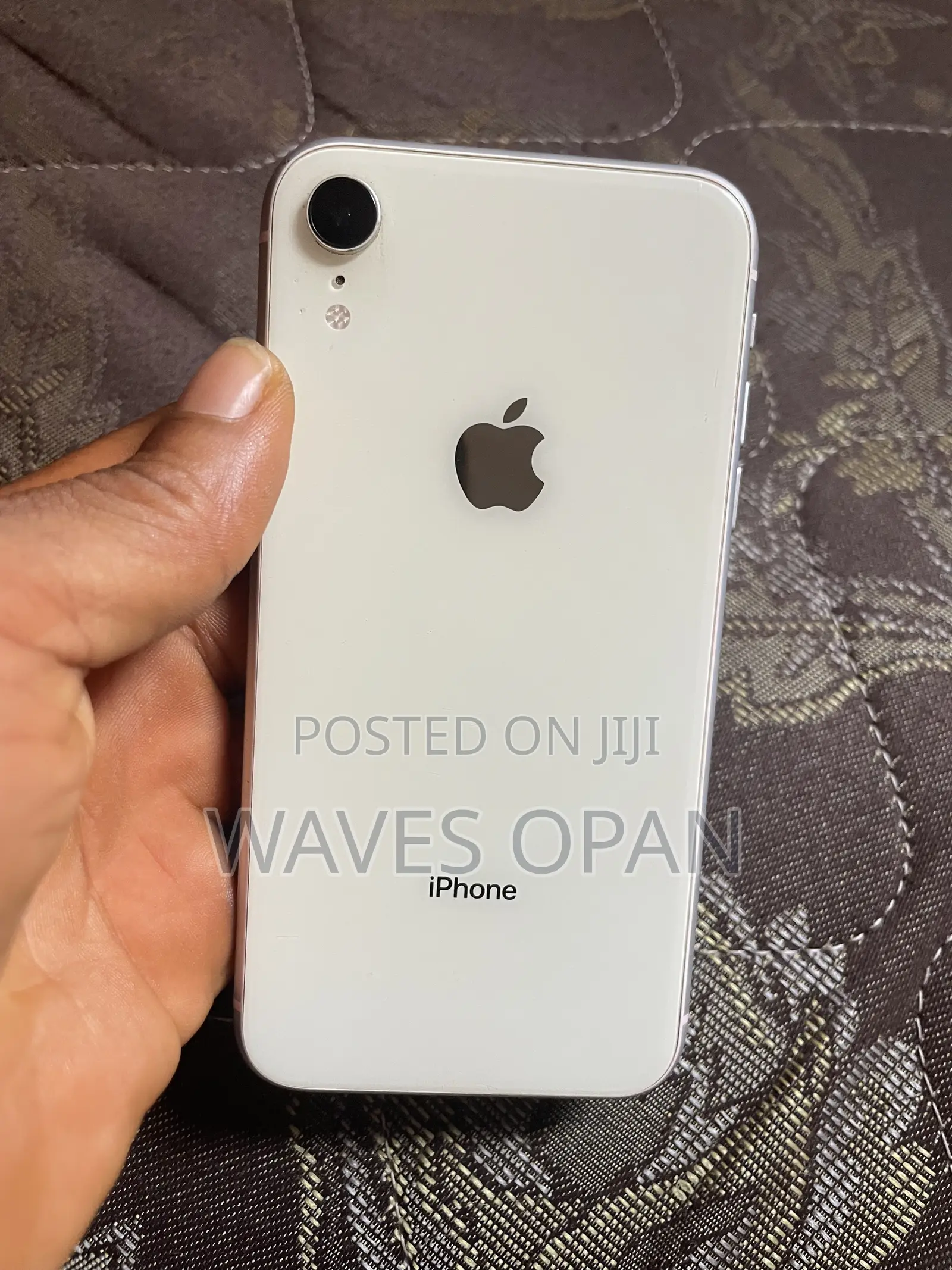 Apple iPhone XR 64 GB White