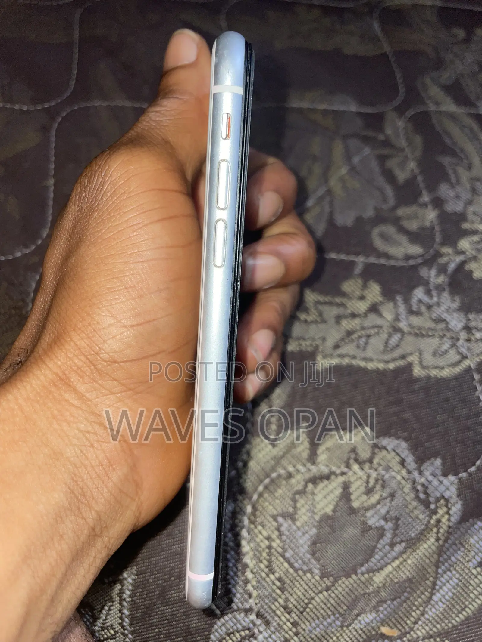 Apple iPhone XR 64 GB White