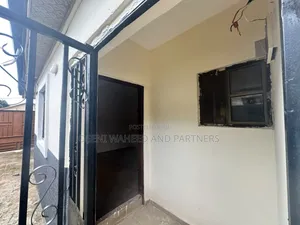 1bdrm Block of Flats in Bwari / Bwari for rent