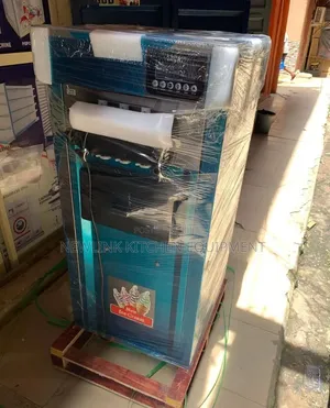 Ice Cream Machine Standing 3nozzles