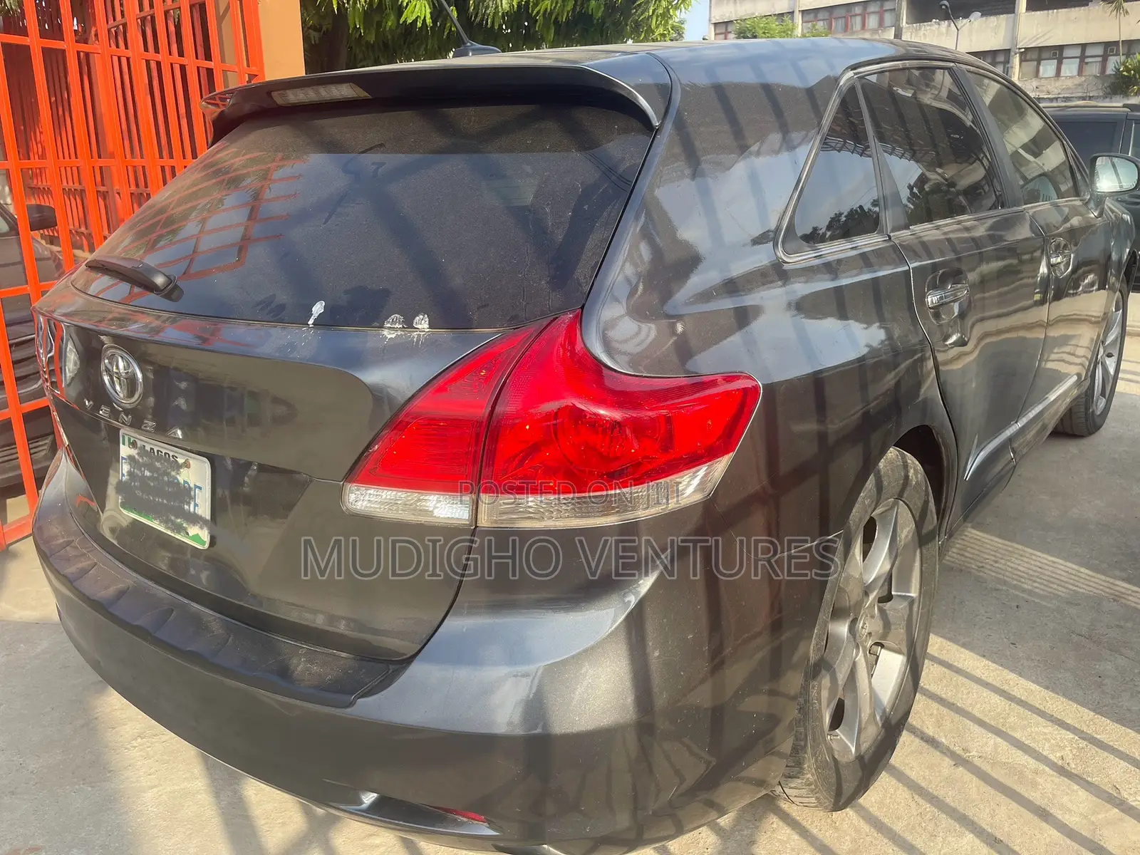 Toyota Venza V6 2010 Brown