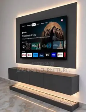 Steady & Simple TV Console