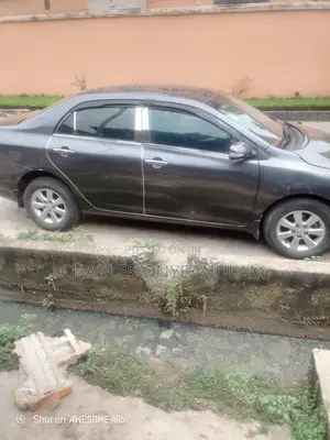 Toyota Corolla 2012 Gray