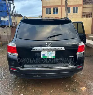 Toyota Highlander 2012 Black