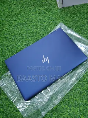 Laptop HP Elite Dragonfly x360 8th Gen 8GB Intel Core i5 SSD 256GB