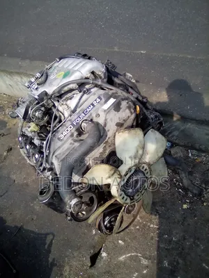 Engine and Transmission for Toyota Tacoma 5vz-Fe.