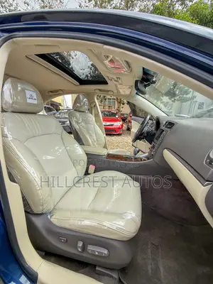 Lexus IS 250 Automatic 2011 Blue