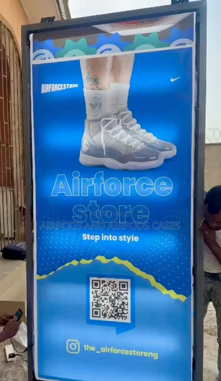 Advertising Lightbox