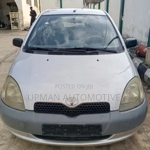Toyota Yaris 2003 Gray