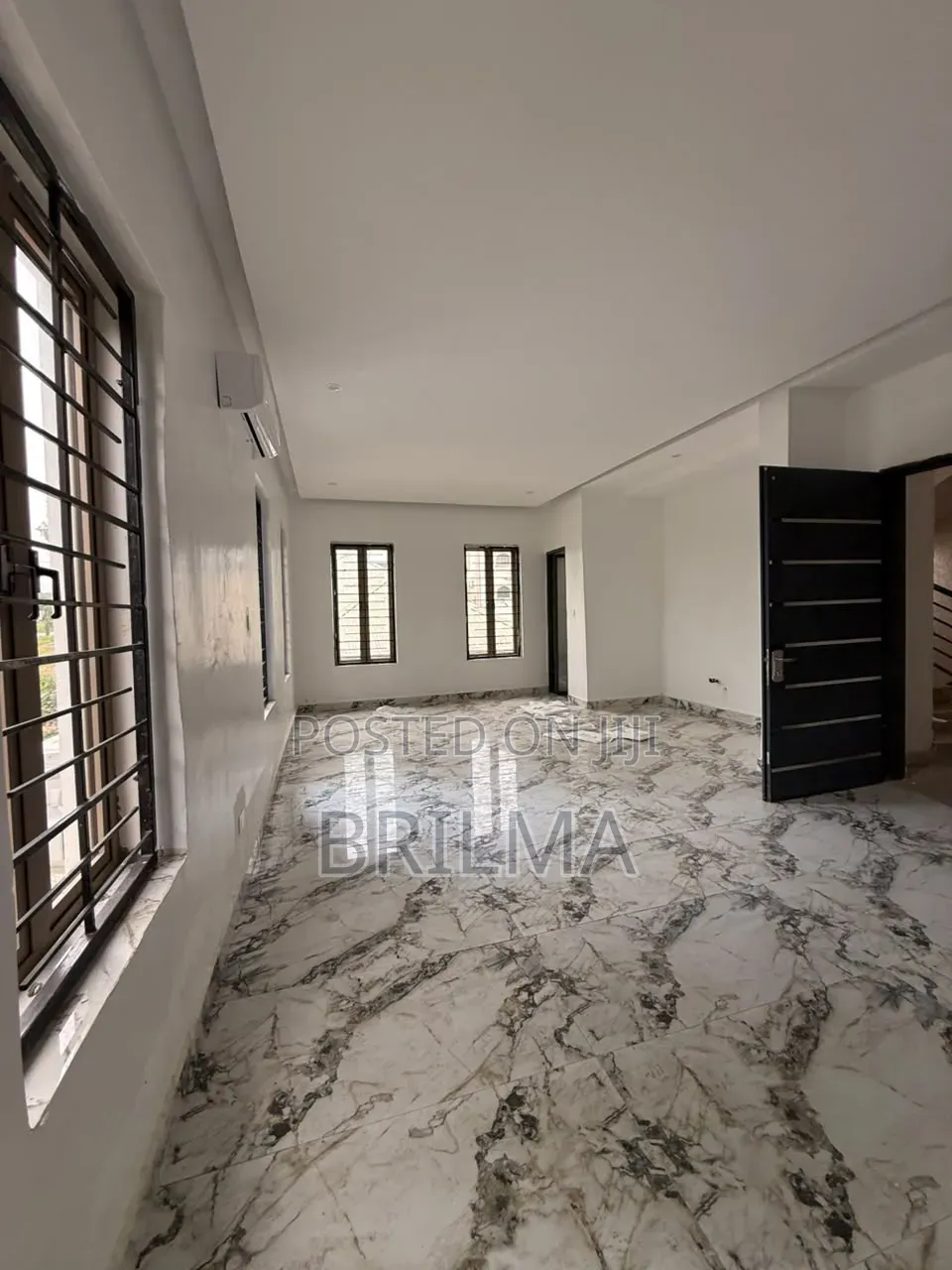 Shops/Office Space in Wuse 2 for Sale