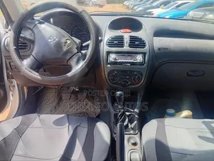 Peugeot 206 2004 White