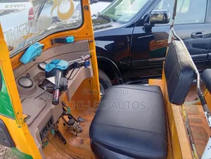 Bajaj RE 2014 Green