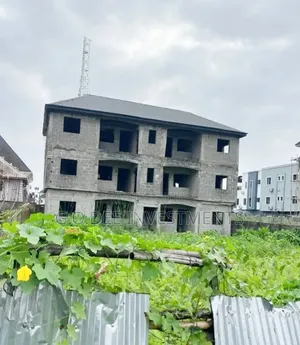 3bdrm Block of Flats in Off Ago Palace Way for sale