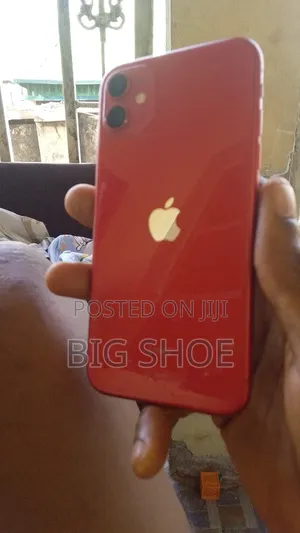Apple iPhone 11 128 GB Red