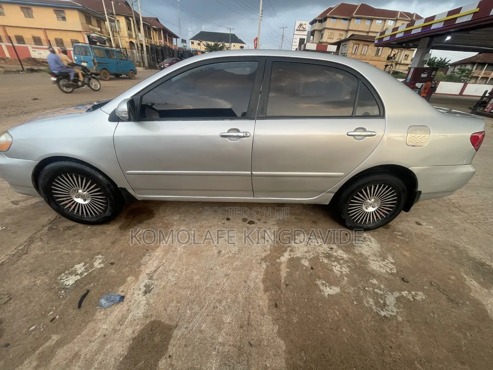 Toyota Corolla LE 2004 Silver