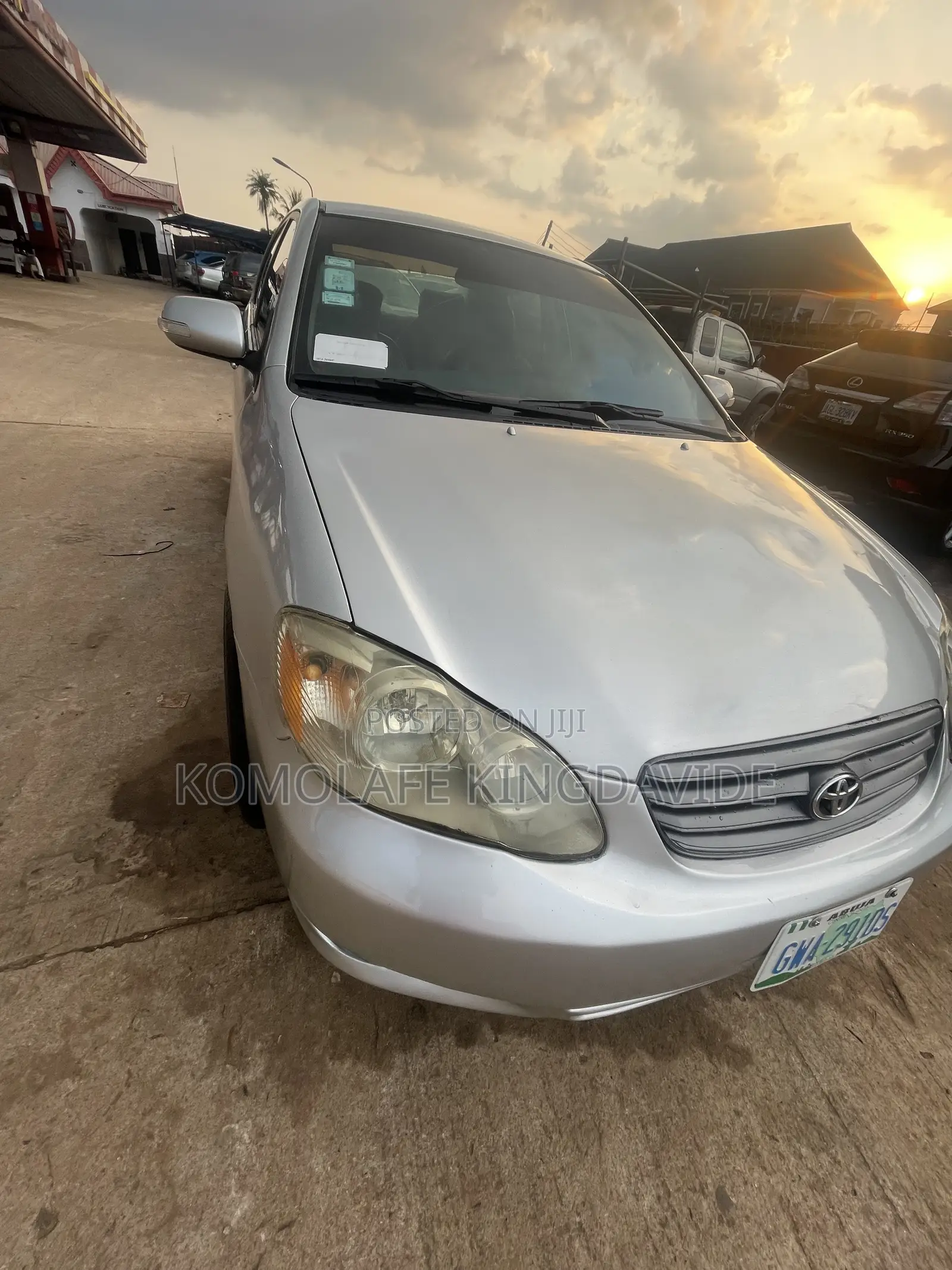 Toyota Corolla LE 2004 Silver