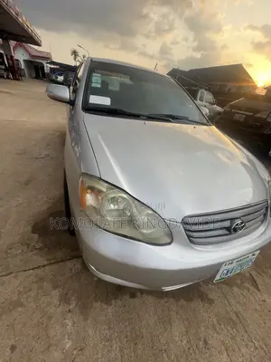 Toyota Corolla LE 2004 Silver