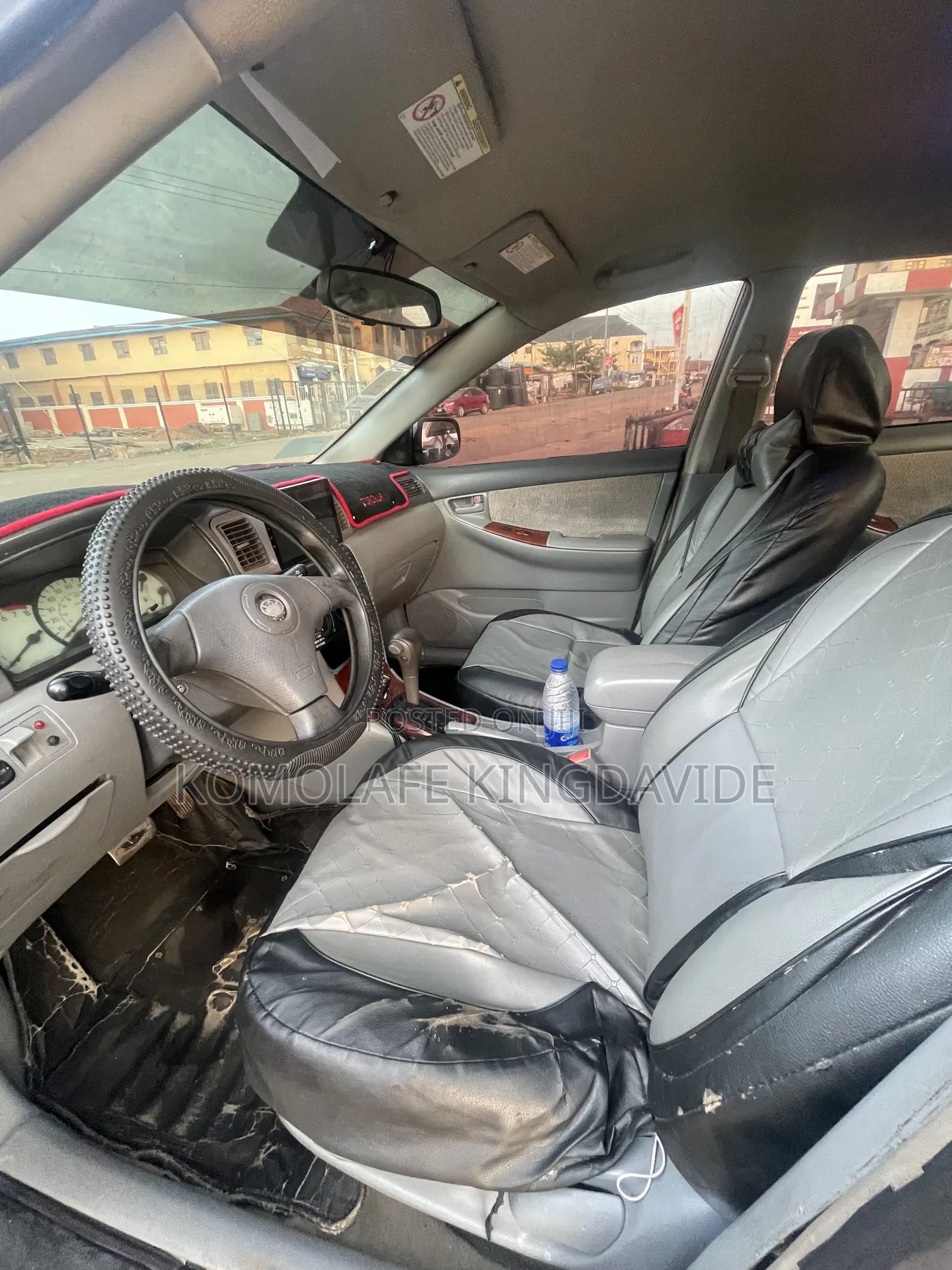 Toyota Corolla LE 2004 Silver