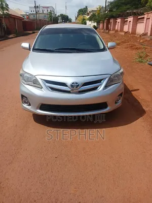 Toyota Corolla 2012 Silver