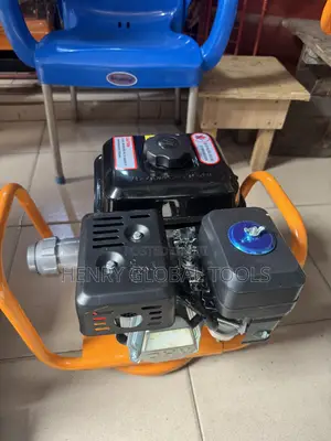 Robin Engine Petrol Concrete Vibrator
