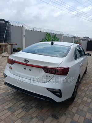 Kia Forte EX 2020 White