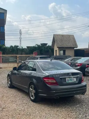 Mercedes-Benz C300 2010 Gray
