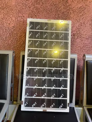 400W AKT Solar Street Lamp