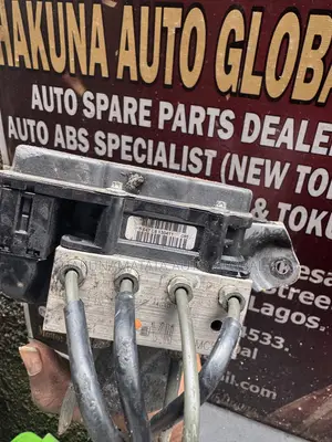 2013 Toyota Venza ABS Actuator Pump Module