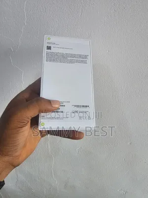New Apple iPhone 15 Pro Max 256 GB Silver