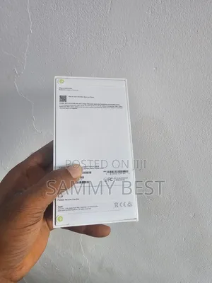 New Apple iPhone 16 Pro Max 256 GB Gold